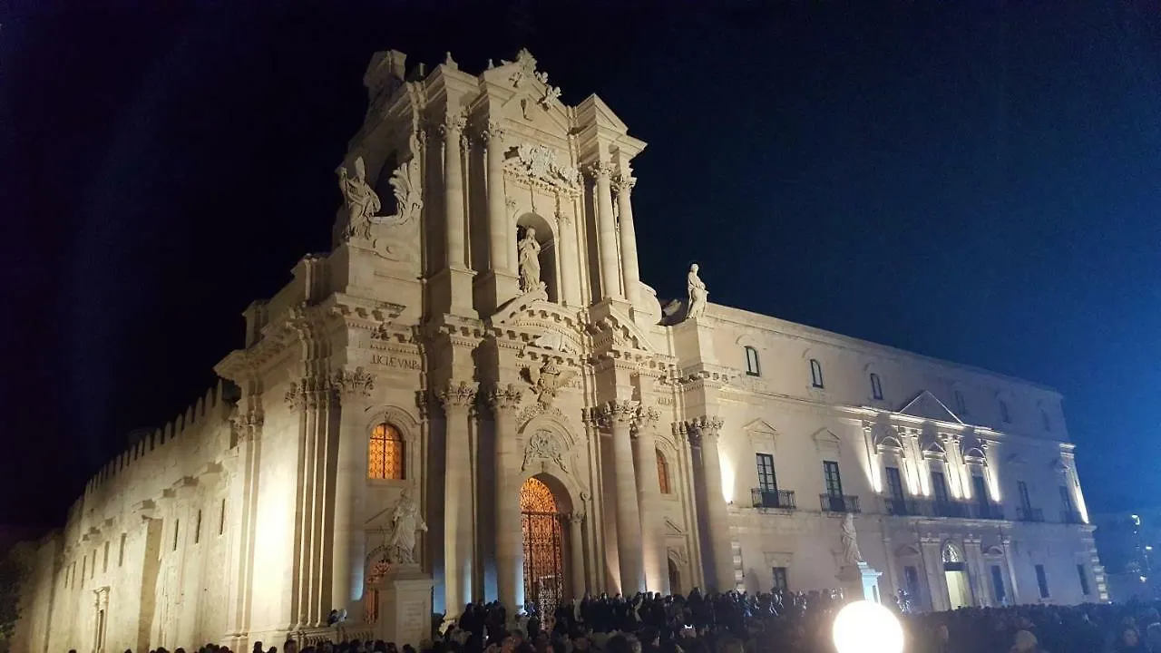 Il Nido Di Diana In Ortigia Apartman Szirakúza