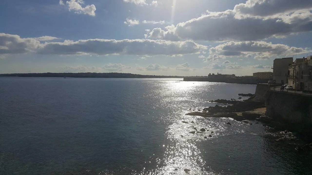 Il Nido Di Diana In Ortigia Apartman Szirakúza 0*,