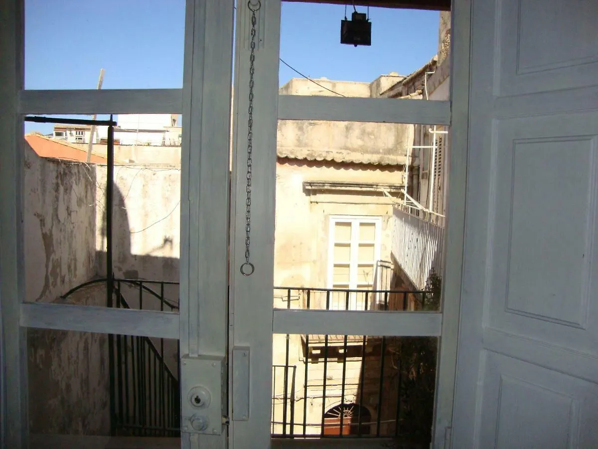 Il Nido Di Diana In Ortigia Apartman Szirakúza Olaszország
